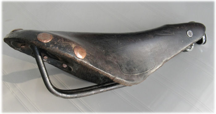 Dieser Sattel ist fertig restauriert